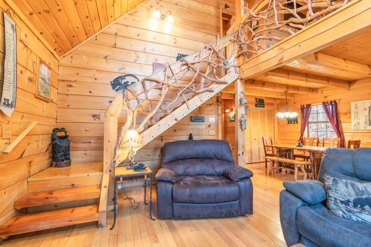 Moonshine Ridge Cabin With Hot Tub And Fire Pit 鸽子谷 外观 照片