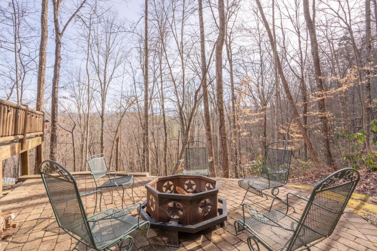 Moonshine Ridge Cabin With Hot Tub And Fire Pit 鸽子谷 外观 照片