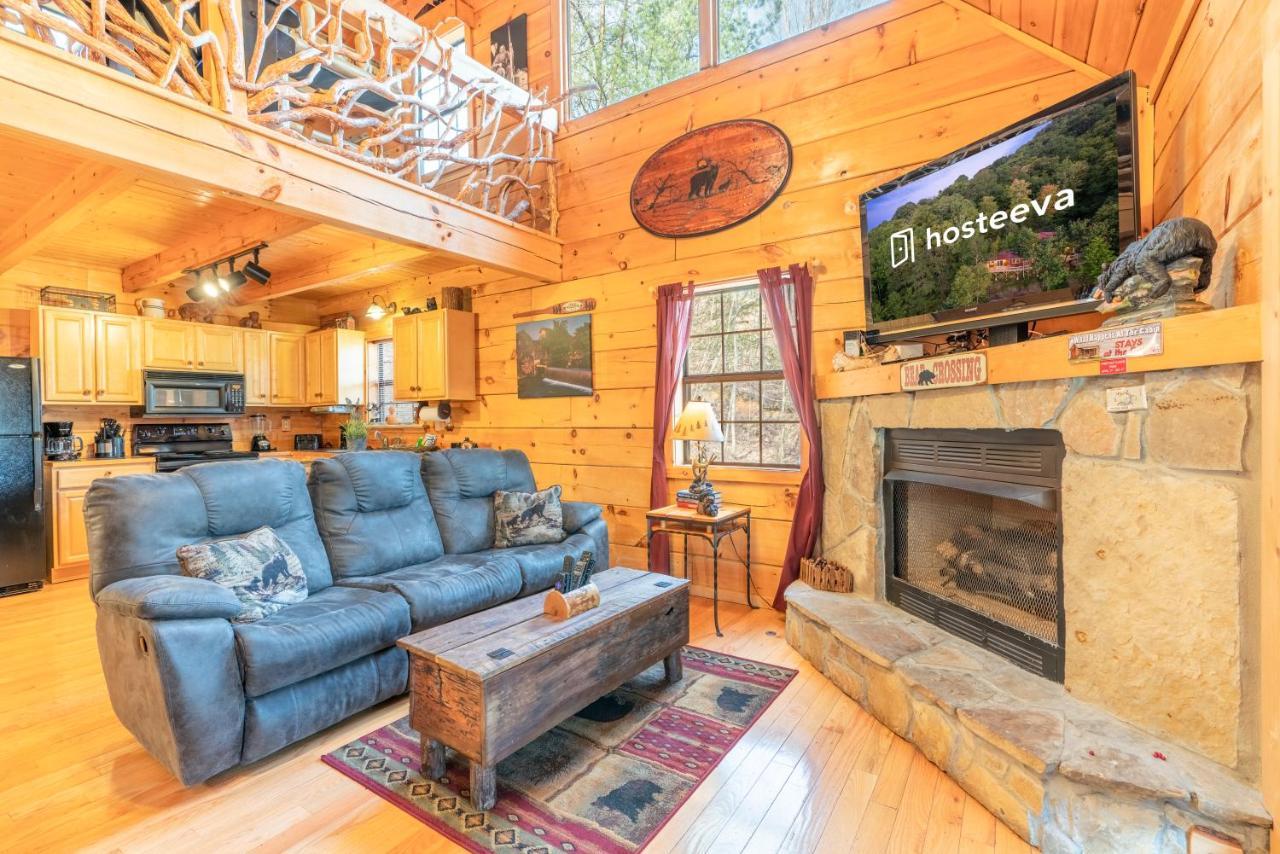 Moonshine Ridge Cabin With Hot Tub And Fire Pit 鸽子谷 外观 照片