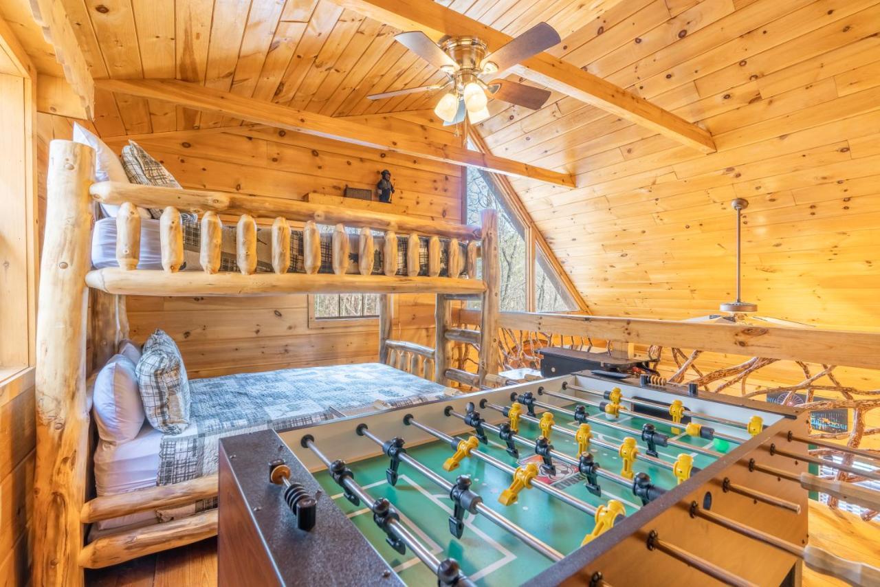 Moonshine Ridge Cabin With Hot Tub And Fire Pit 鸽子谷 外观 照片