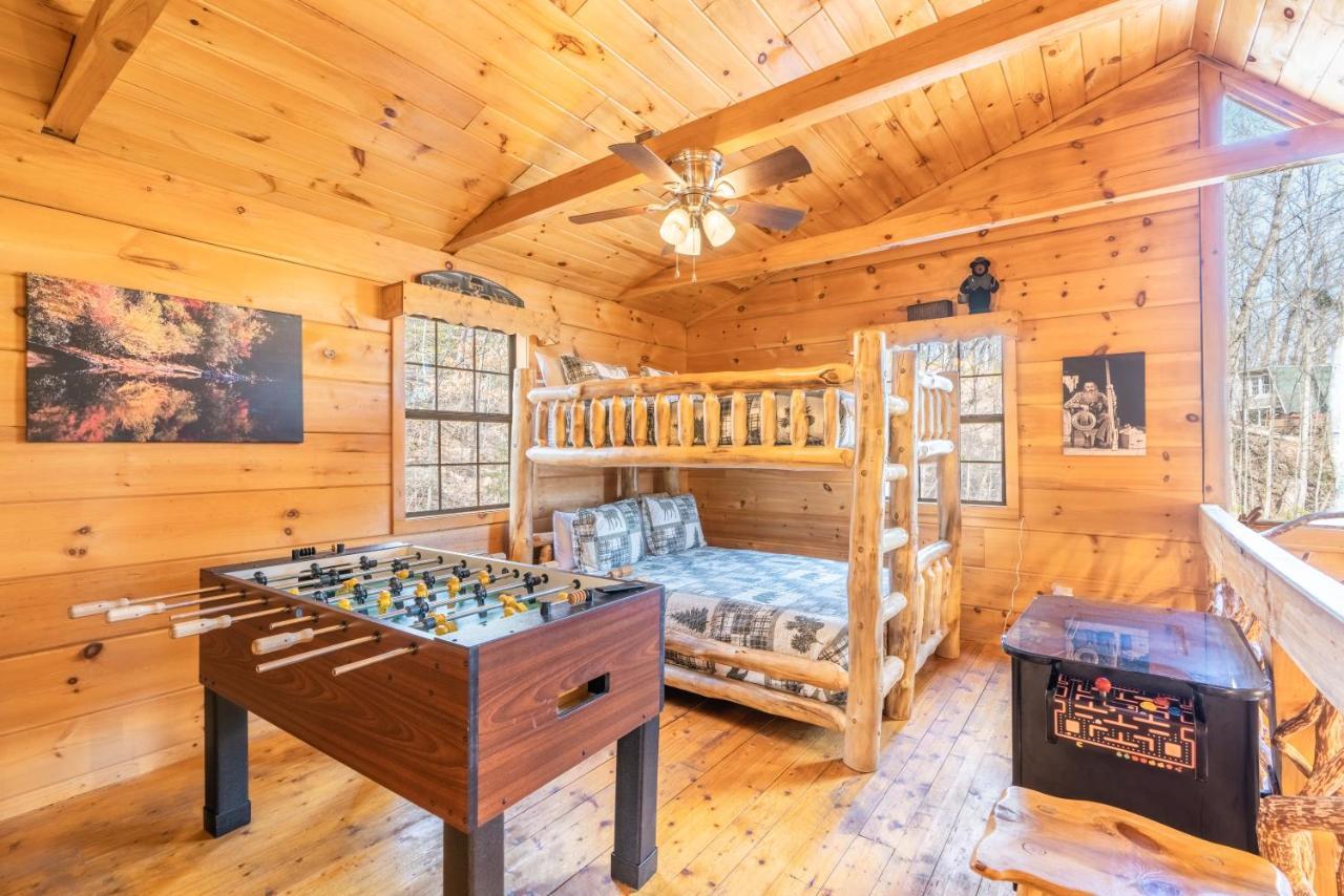 Moonshine Ridge Cabin With Hot Tub And Fire Pit 鸽子谷 外观 照片