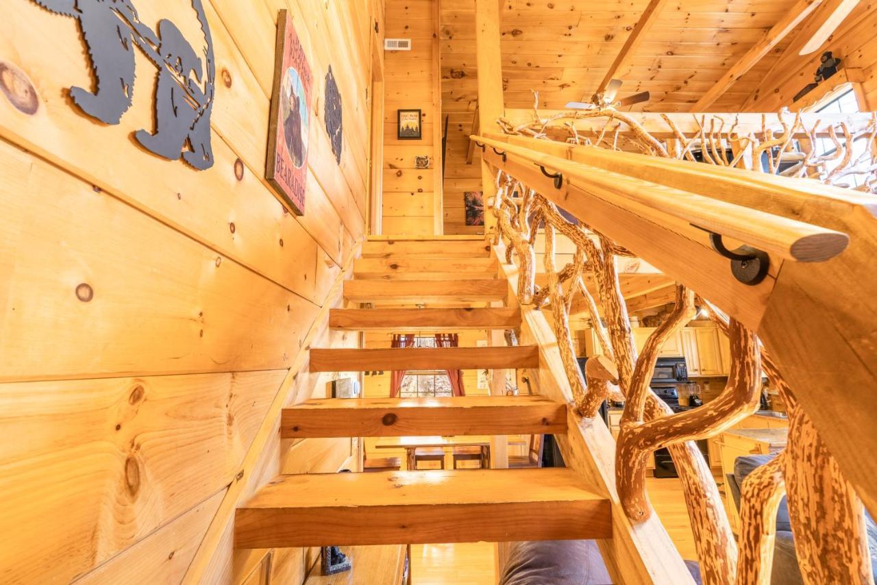 Moonshine Ridge Cabin With Hot Tub And Fire Pit 鸽子谷 外观 照片